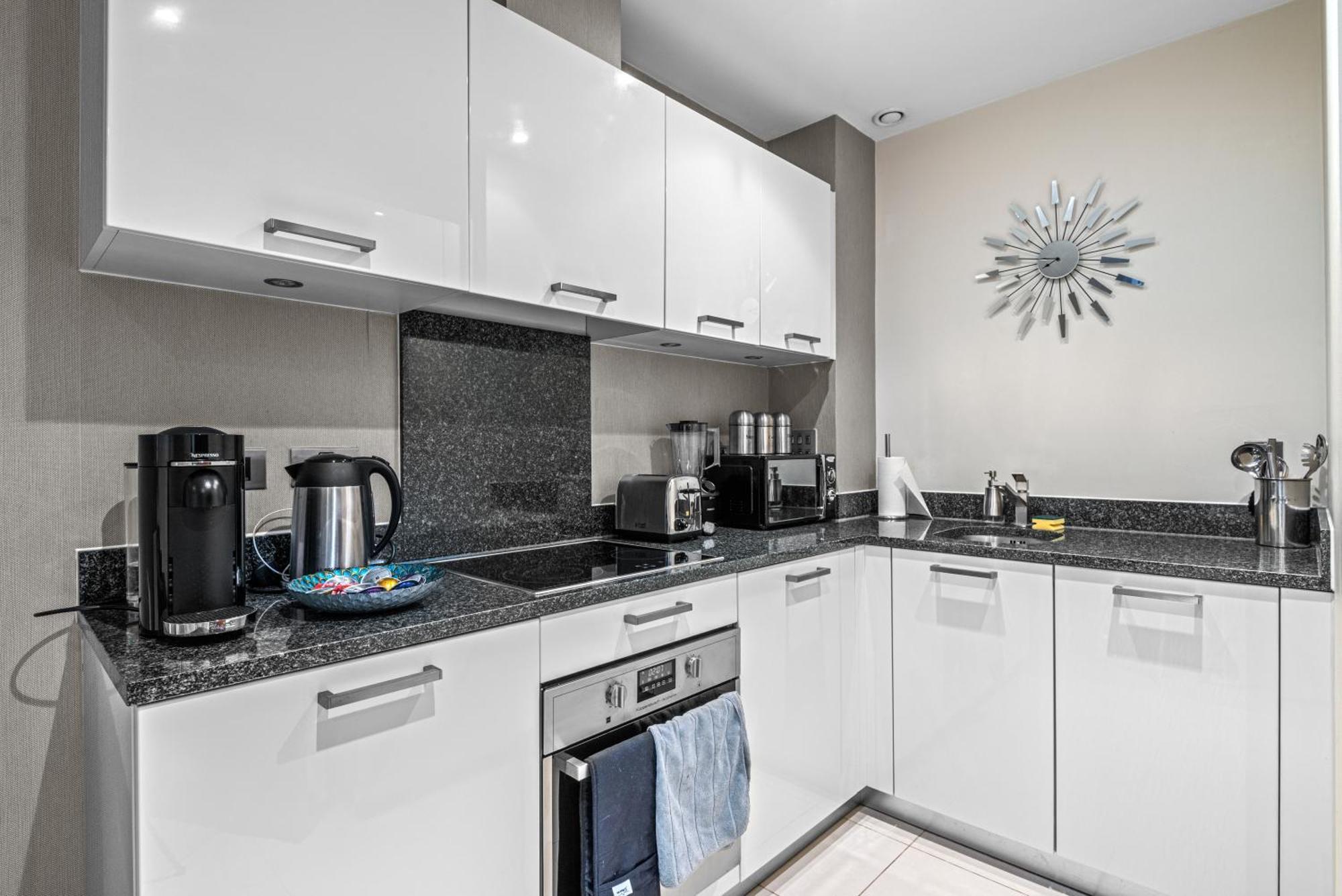 Londwell, Chelsea Living, Central Flat With Balcony Londen Buitenkant foto